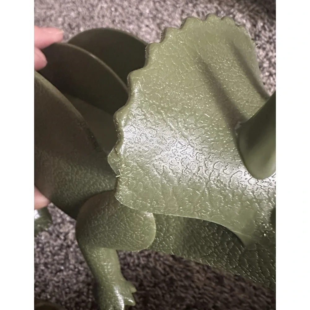 Taco Dinos! Funware Green Plastic Triceratops Taco Stand Holder, Set Of 3
